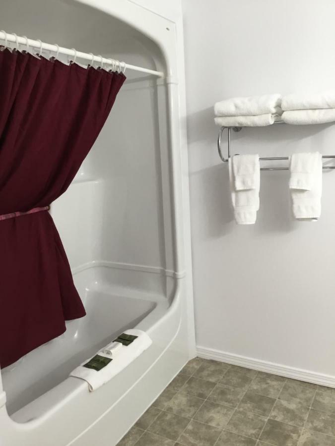 Fort Road Motel Perth-Andover Ngoại thất bức ảnh